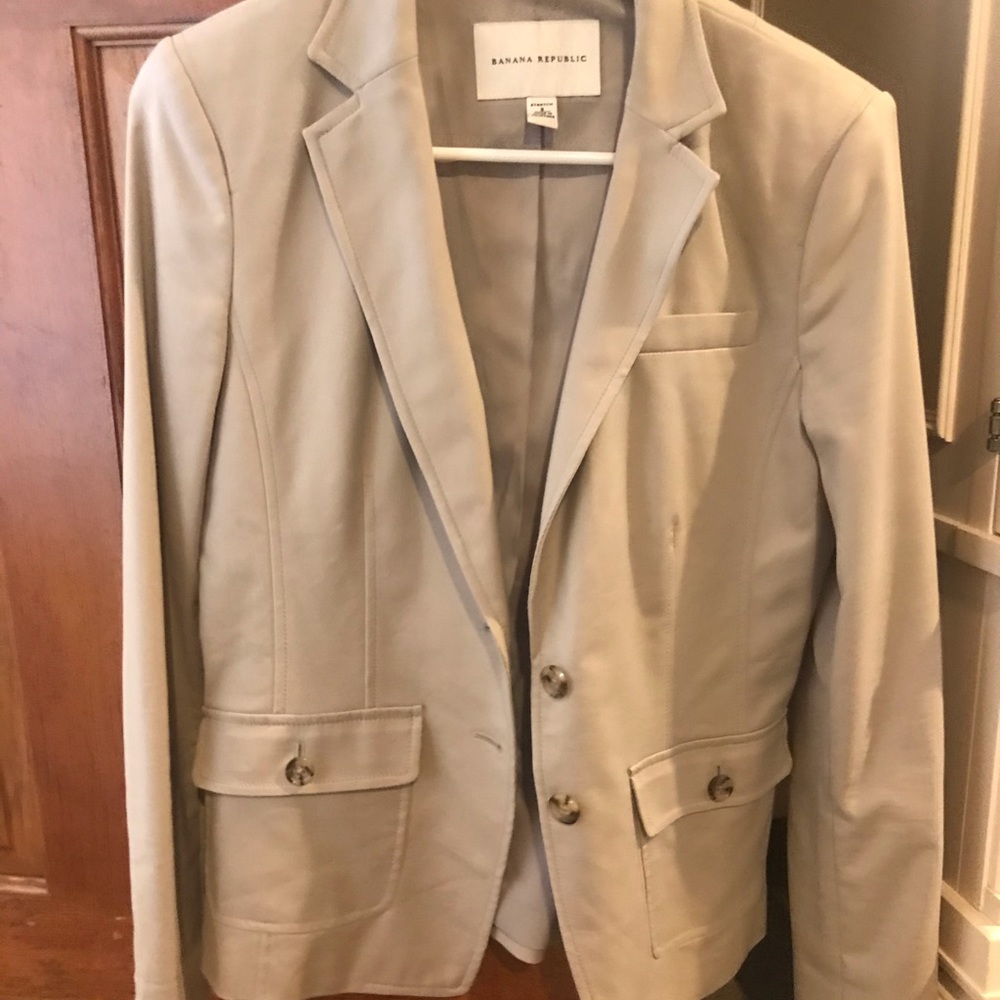 Women’s Beige Blazer Banana Republic Size 8
